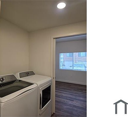 4th image of 457 Coors Blvd NW