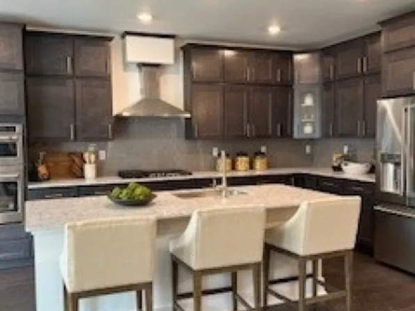 58 Whitney Ave, Morris Plains Boro, NJ 07950