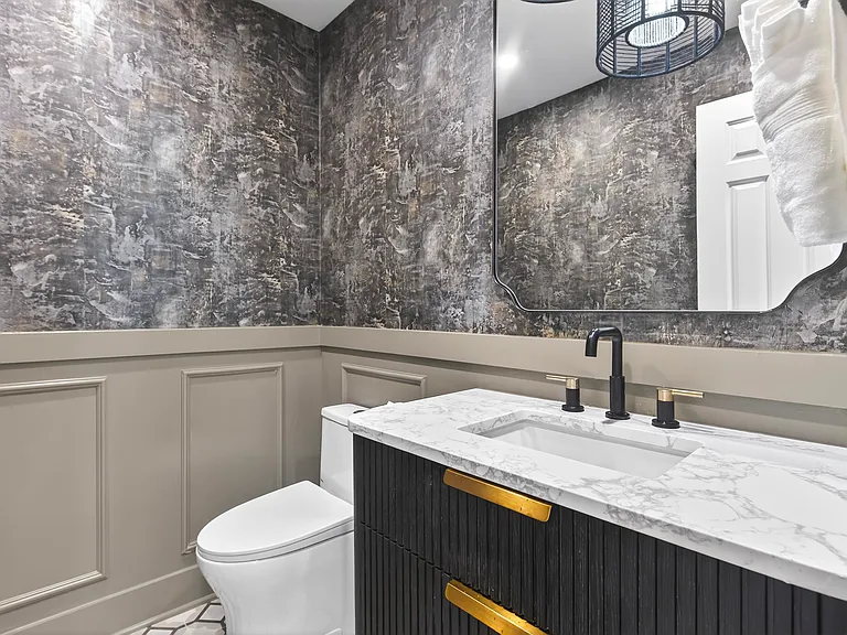 310 Rivoli Cir — Photo 40