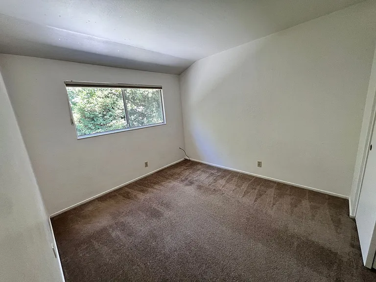 413 Del Oro Ave — Photo 21