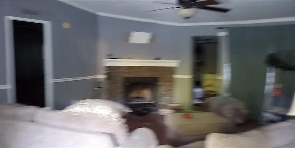 2nd image of 83 Northwood Cir