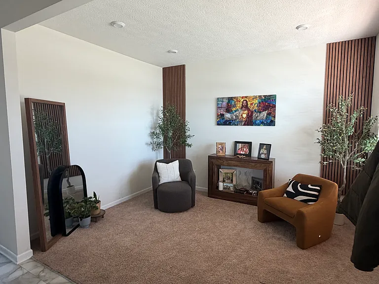 6332 Anguria Dr — Photo 8