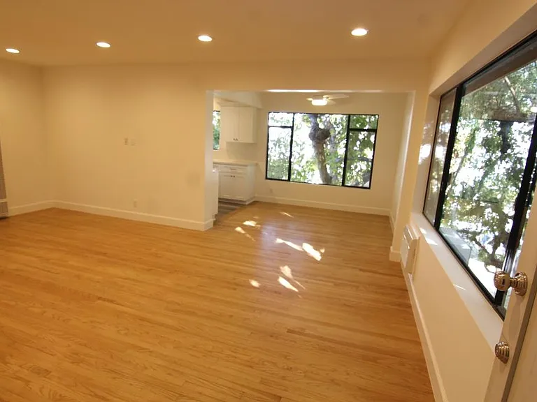 1523 S Wooster St #4 — Photo 27