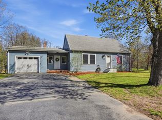 88 Clinton Rd, Sterling, MA 01564