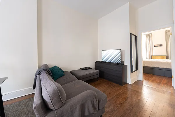 Rented by Corcoran | media 15