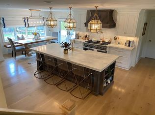 2577 Edington Rd, Columbus, OH 43221