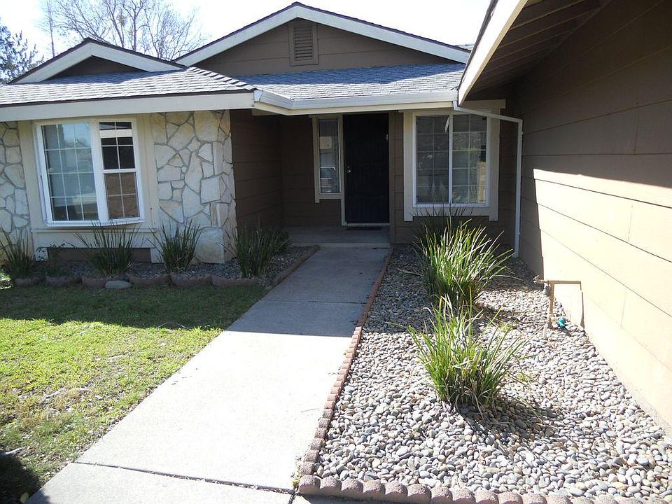 1st image of 7958 Deer Creek Dr