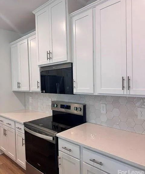 1265 30th St NE — Photo 5