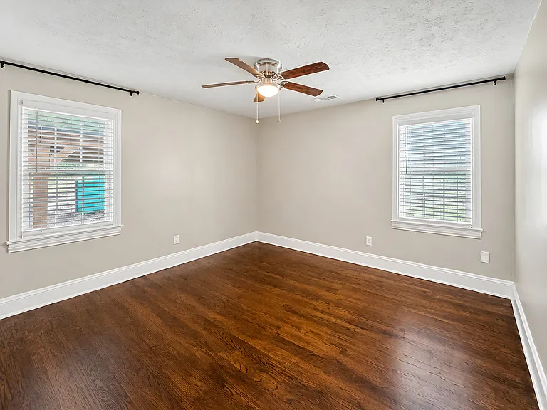 2168 Delowe Dr — Photo 10