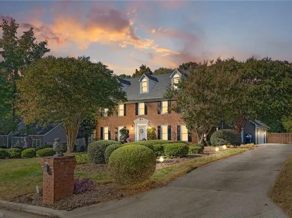 3802 Buncombe Dr, Greensboro, NC 27407