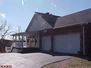 2nd image of 1644 Boyce Ln