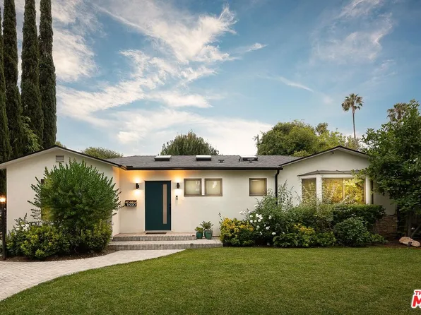 11920 Hartsook St, Valley Village, CA 91607