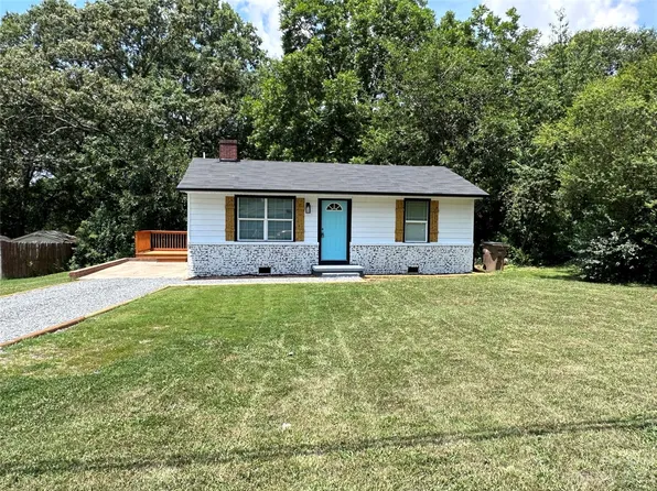 704 Calvary St, Shelby, NC 28150