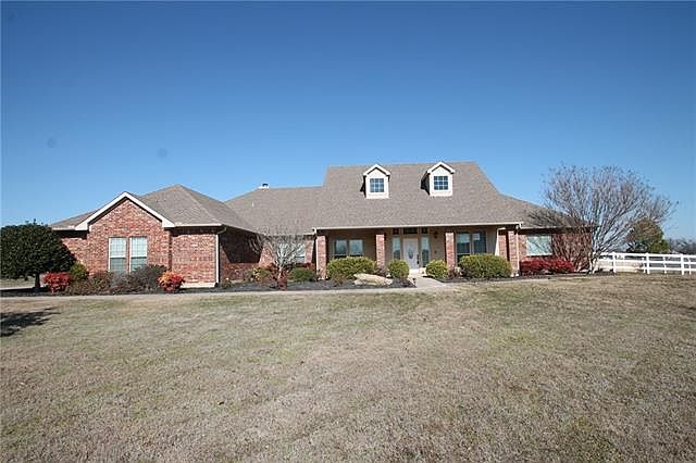 1st image of 1926 Thornberry Dr
