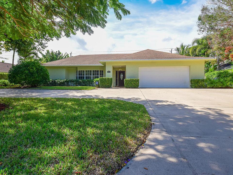 1st image of 281 Golfview Dr