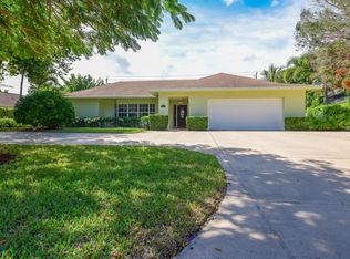 281 Golfview Dr, Tequesta, FL 33469