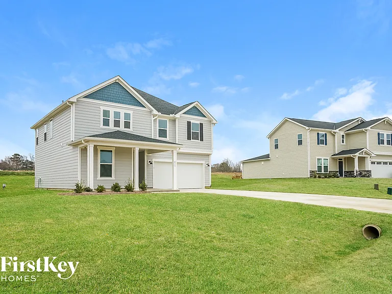 411 Windy Farm Dr — Photo 2