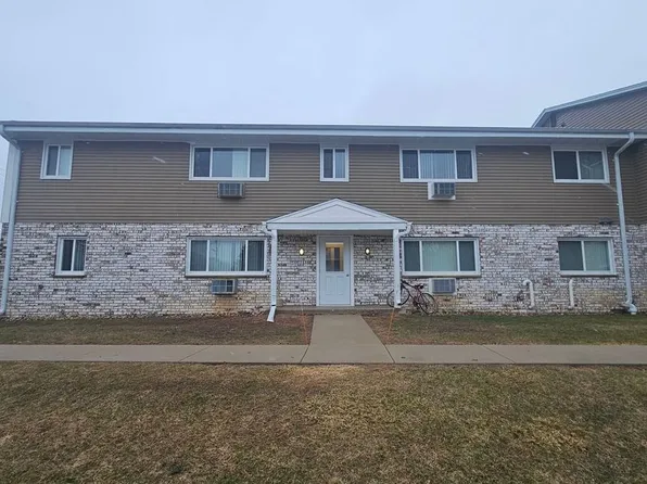 851 Eastern Ave. (8 Unit), 851 Eastern Ave #6, West Bend, WI 53095