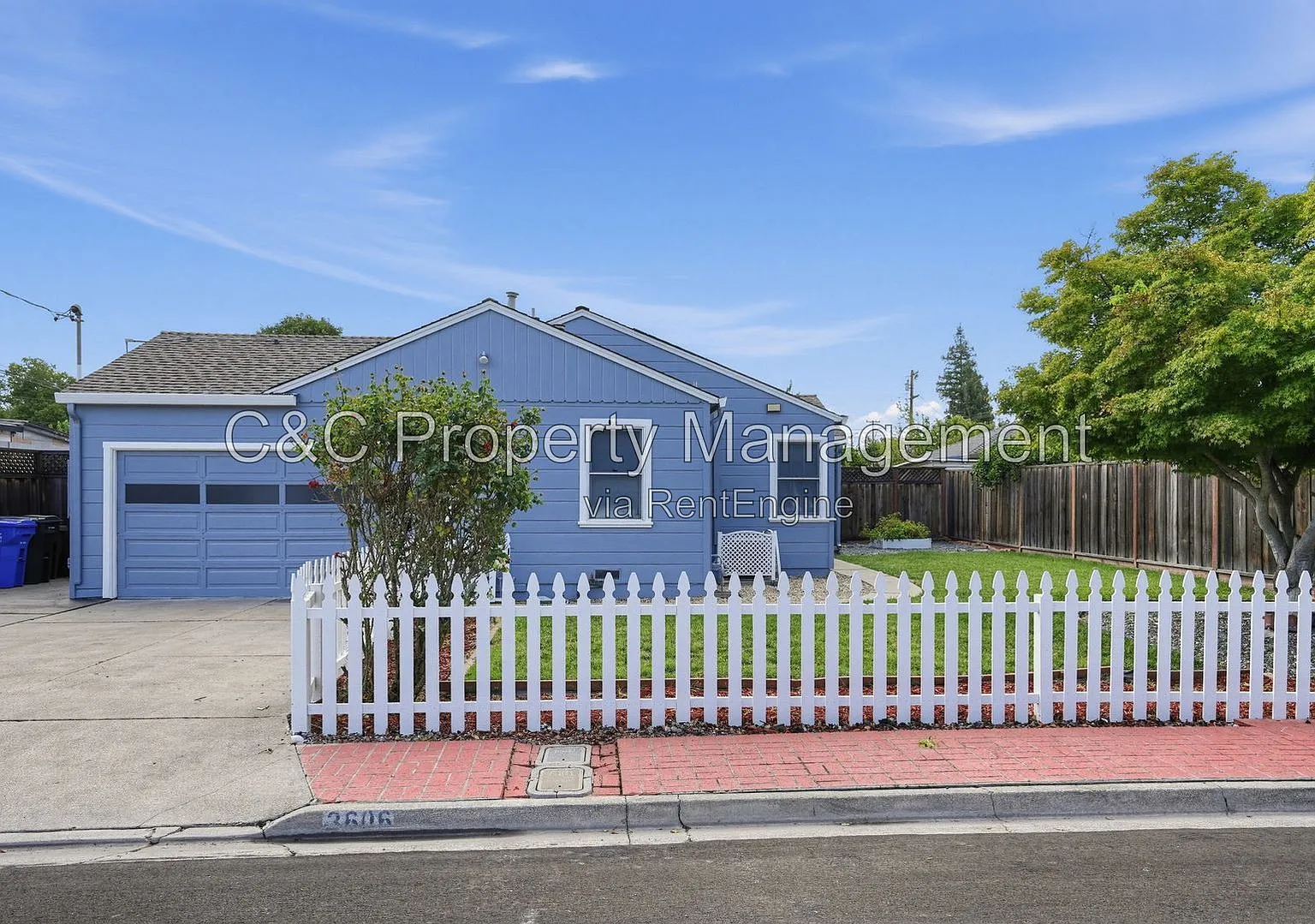 4 bed, 2.0 bath, 1620 sqft, $3,900 — Photo 1