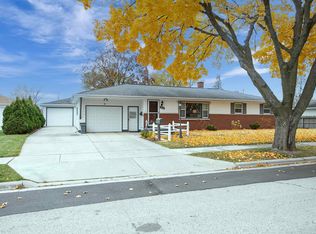 1010 Heyrman St, Green Bay, WI 54302