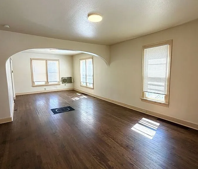 1116 N Cleveland Ave — Photo 1