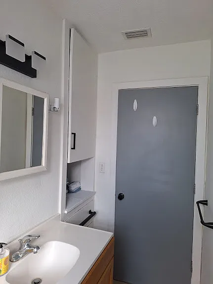 314 S Rhodes St — Photo 15