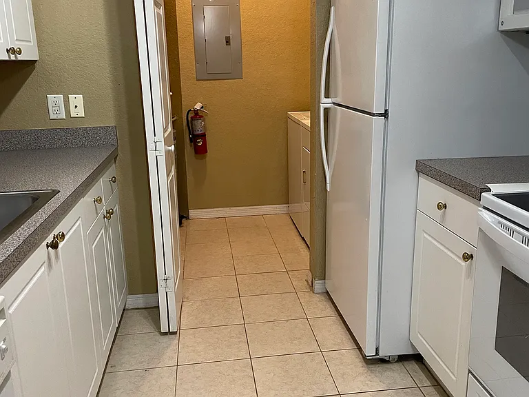 846 Grand Regency Point #105 — Photo 13
