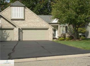 1205 Woodmeadow, Lansing, MI