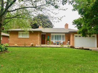 204 S Tazewell St, Mackinaw, IL 61755