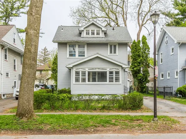 320 Inglewood Dr, Rochester, NY 14619