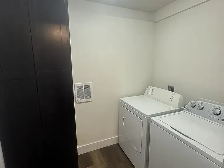 416 N Grant St — Photo 17