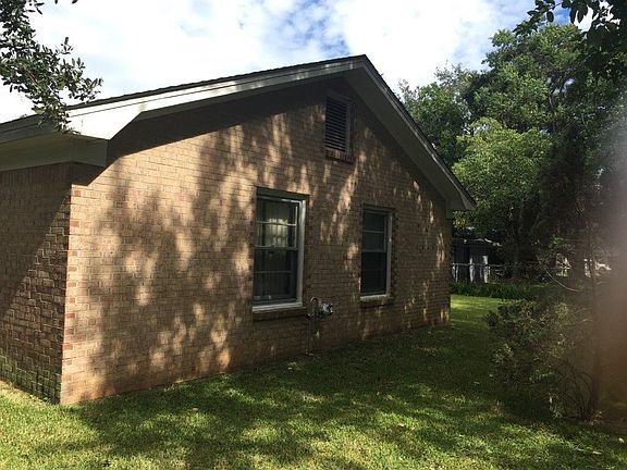 4th image of 512 W Wyoming Dr