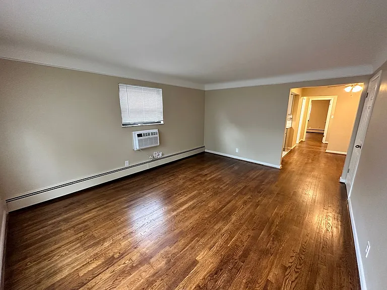 4955 Kelsch Ln — Photo 3