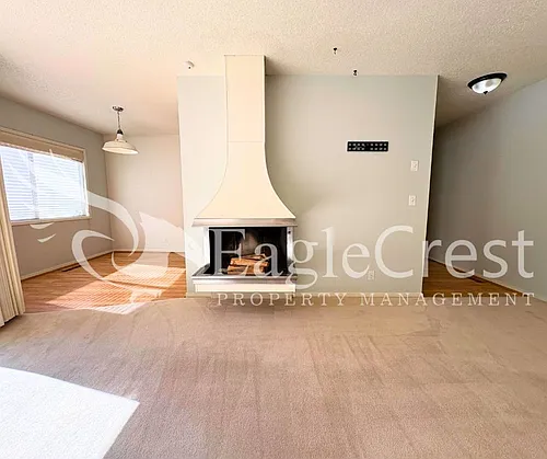 364 Catherine St #M1 Photo 1
