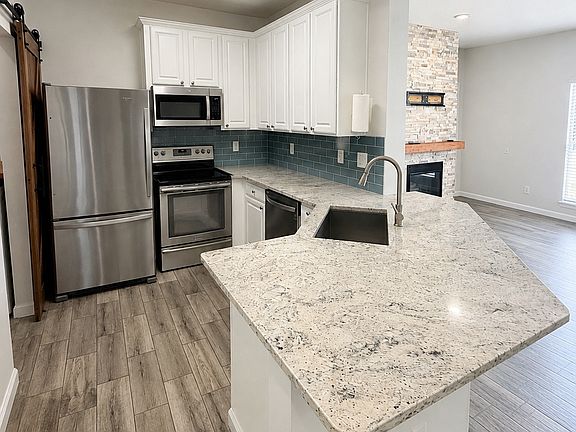 3rd image of 151 Jardin De Mer Pl #151