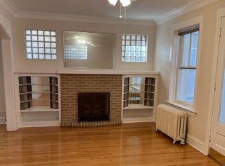 2219 W Addison St APT 2, Chicago, IL 60618