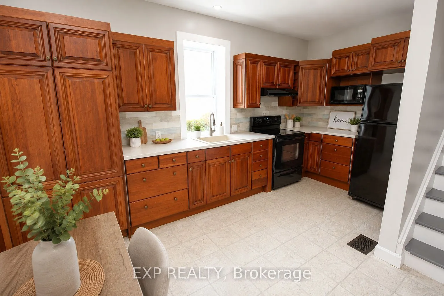 2 bed, $1,700 — Photo 4