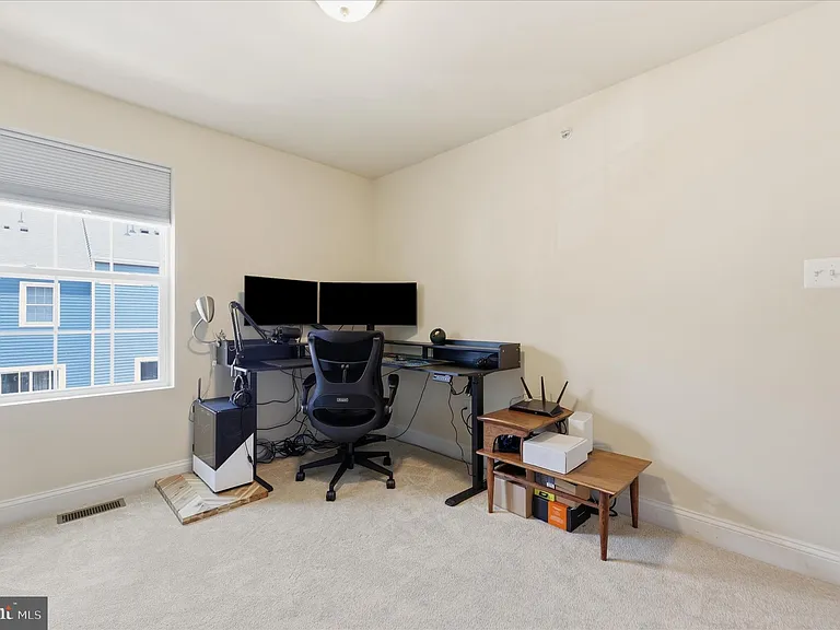 5060 Judicial Way — Photo 31