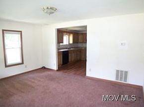 5th image of 1077 Harris Hwy