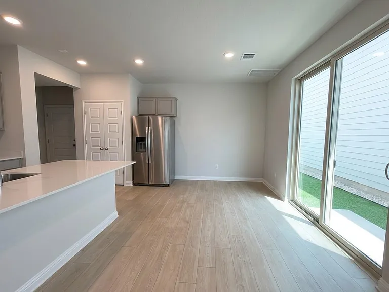 8311 Springsteen Dr #318 — Photo 13