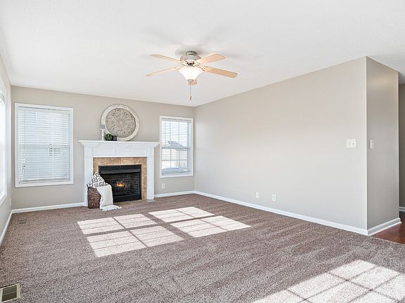 3rd image of 1633 Buchanon Dr