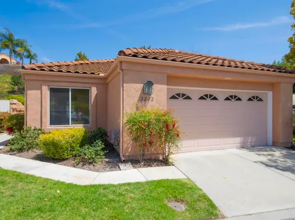 2202 Hilton Head Gln, Escondido, CA 92026