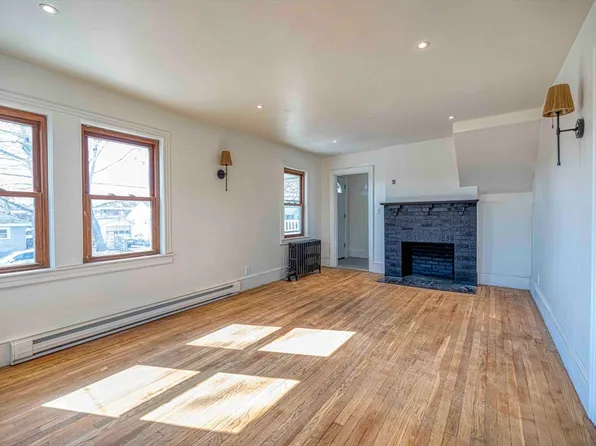 11 Pauline St, Randolph, MA 02368