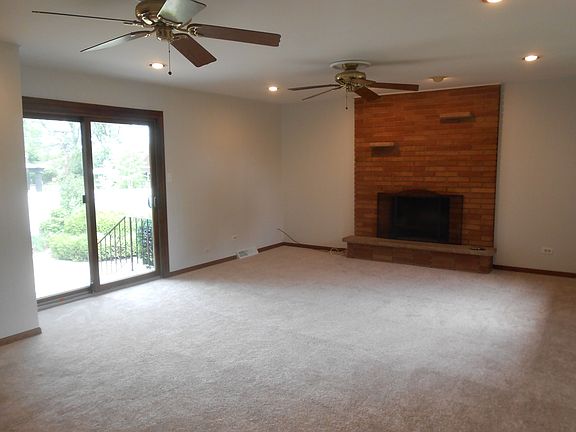 3rd image of 12727 S McVickers Ave