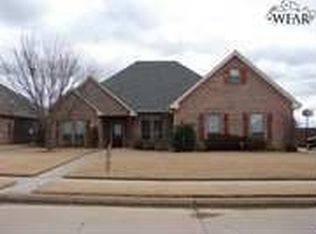 1733 Rockridge Dr, Wichita Falls, TX 76310