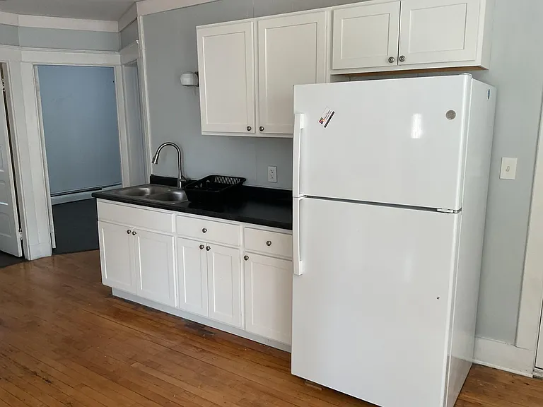 39 Oakland St #2 — Photo 2