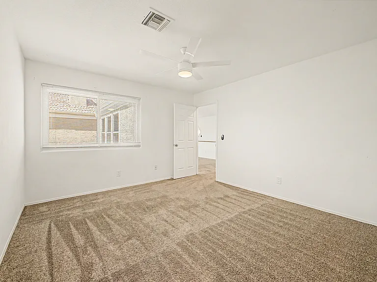11884 N 112th Way — Photo 30
