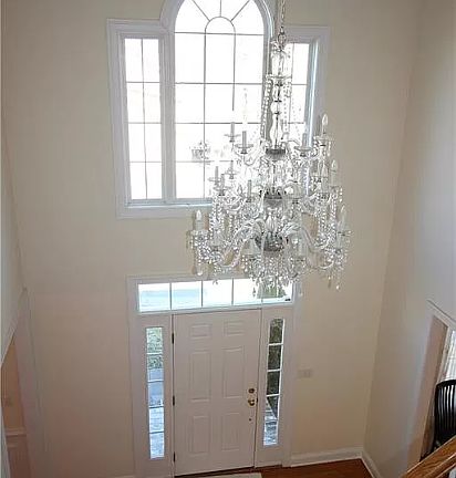 3rd image of 200 Yorktowne Pl