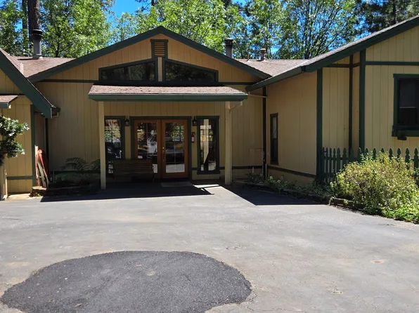 20183 Casa Loma Dr, Grass Valley, CA 95945