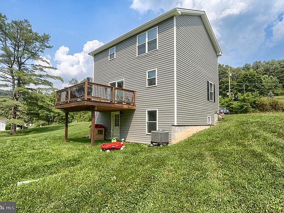 4th image of 4118 Buckwheat Rd